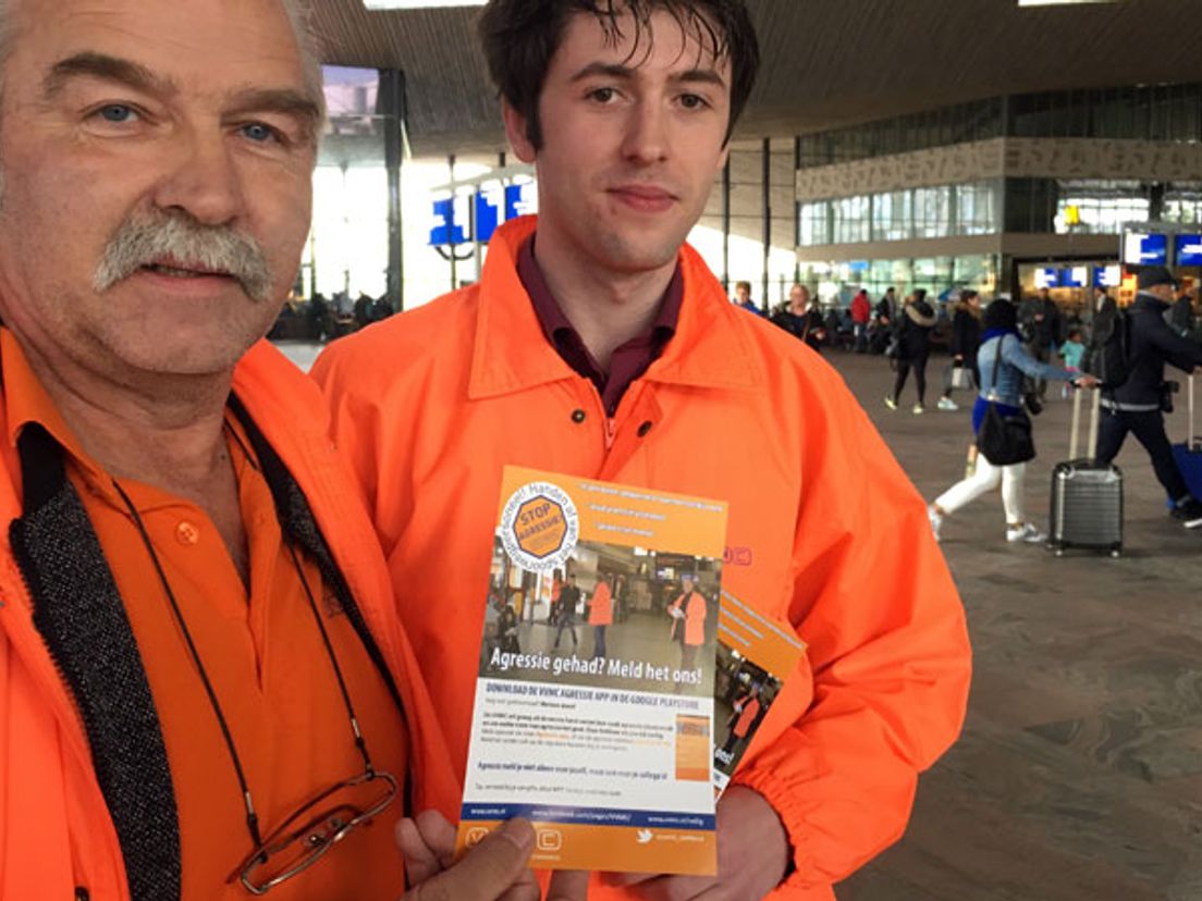 Het campagneteam op het station