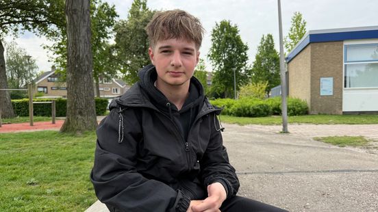 Bob verloor drie vingers door mortierbom: 'We zagen iets op de grond liggen, maar wisten niet wat'