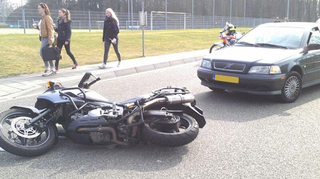 Motorrijder onderuit in Enschede