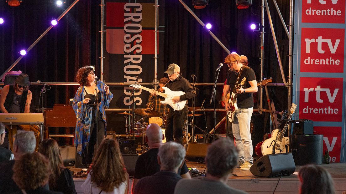 The Black River Roots met Lefthand Freddy op gitaar