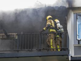 Enorme schade en buurtbewoners in shock na brand flatwoning