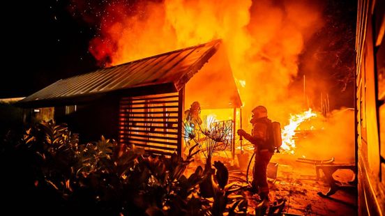 Grote brand verwoest vakantiewoningen