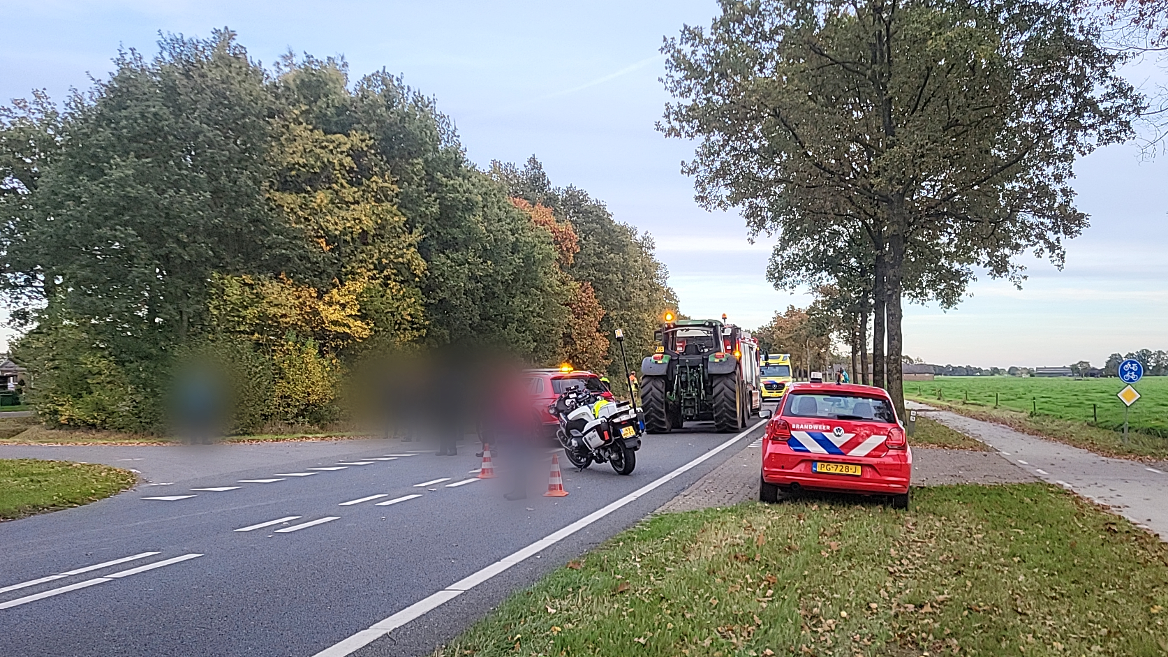 Ernstig ongeluk in Wijhe | Voorbijgangers redden leven fietsster.