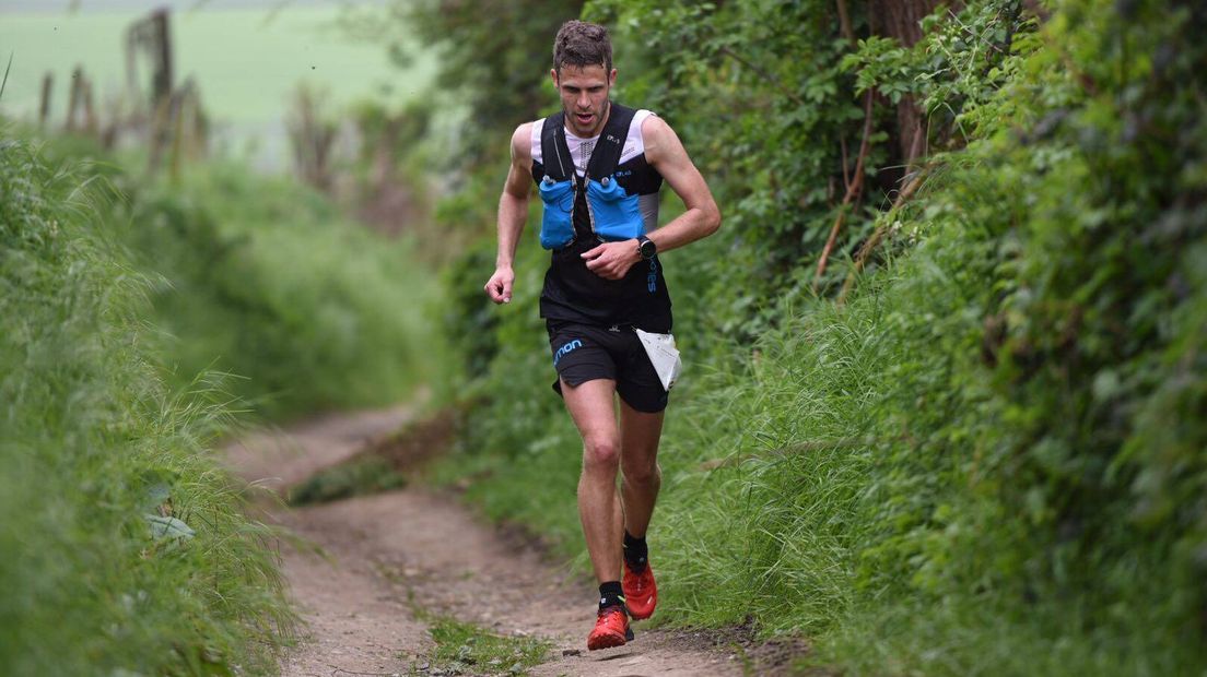 Tim Pleijte tijdens het NK Trailrunning