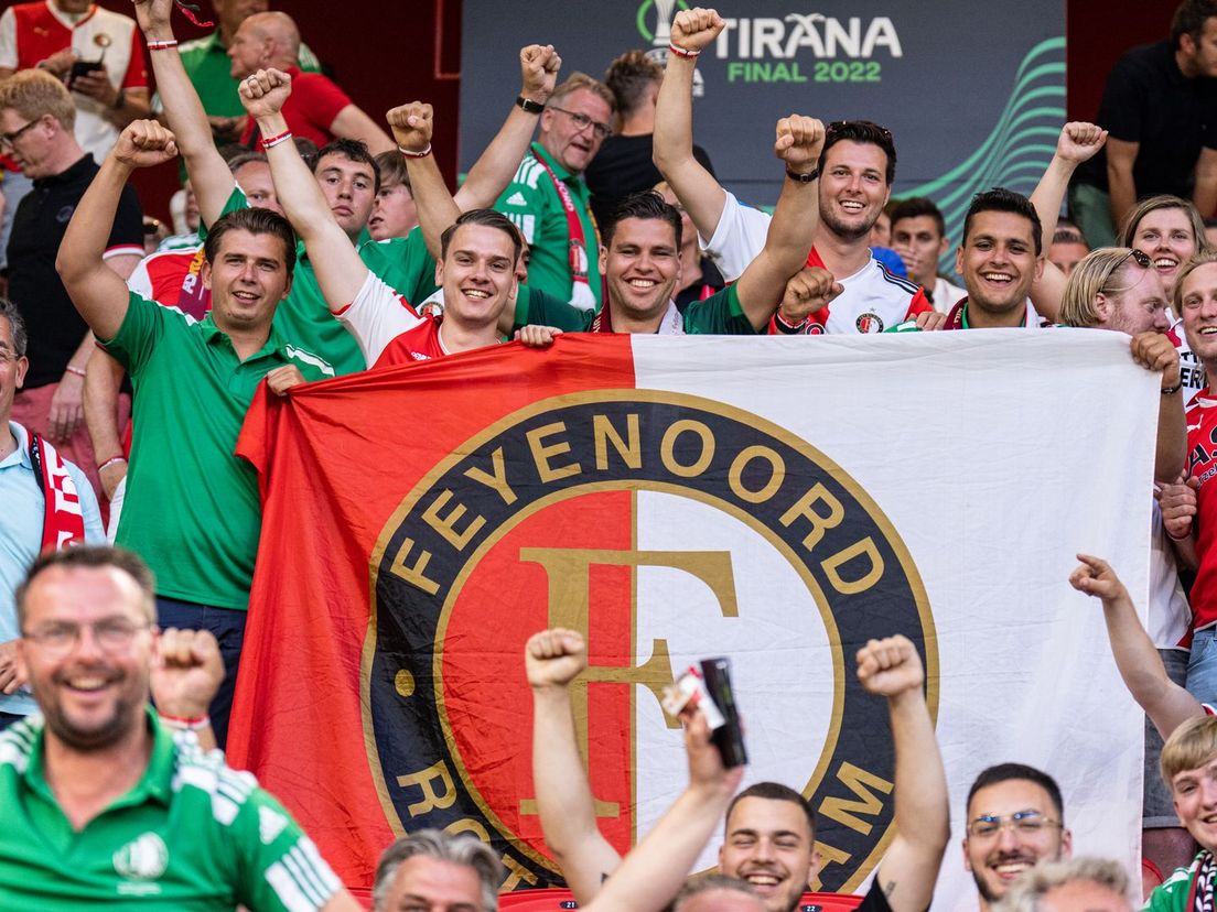 In Tirana waren alle fans van Feyenoord nog welkom, in Rome is dat niet het geval