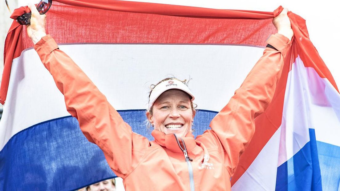 Carolijn Brouwer na haar winst in de Volvo Ocean Race.