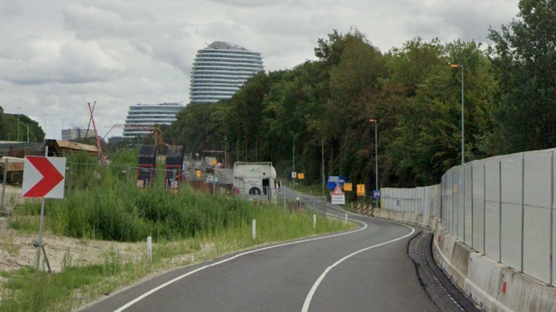 De afrit van het Julianaplein naar de Verlengde Hereweg kan niet meer worden genomen