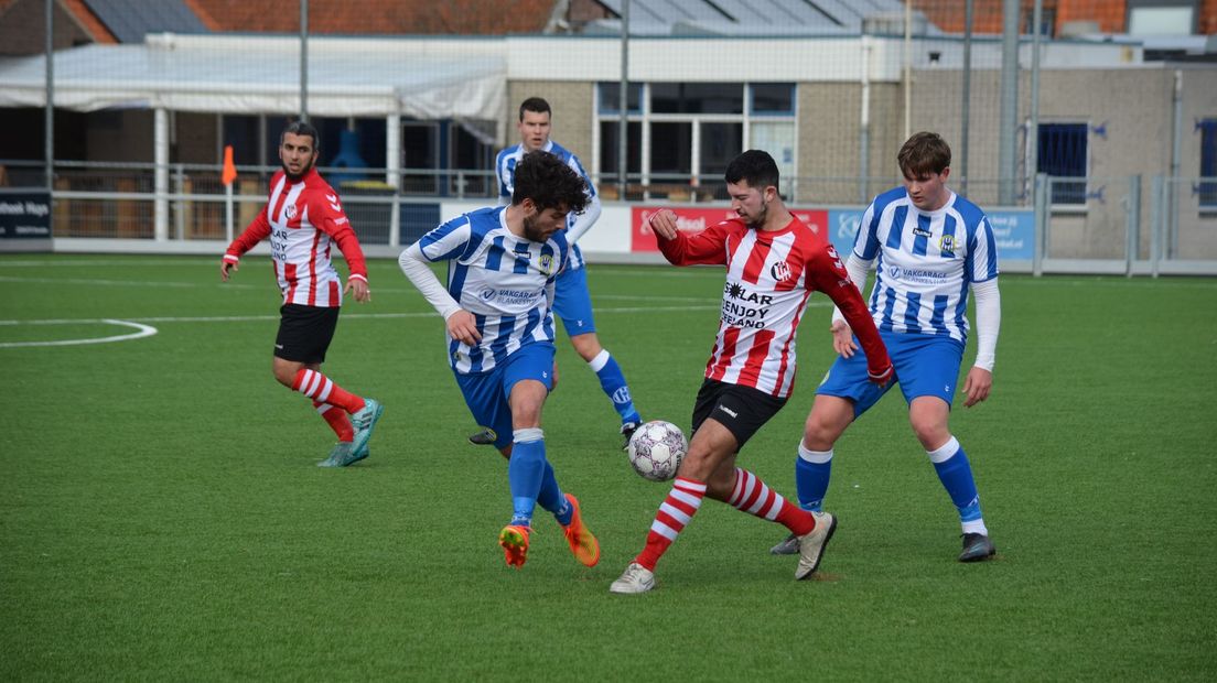 Beeld uit de wedstrijd 's-Heer Arendskerke - VC Vlissingen