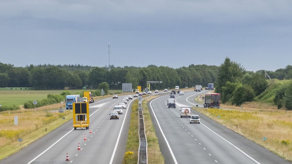 De A7 naar Groningen bij Frieschepalen vanavond dicht vanwege spoedreparatie aan het asfalt