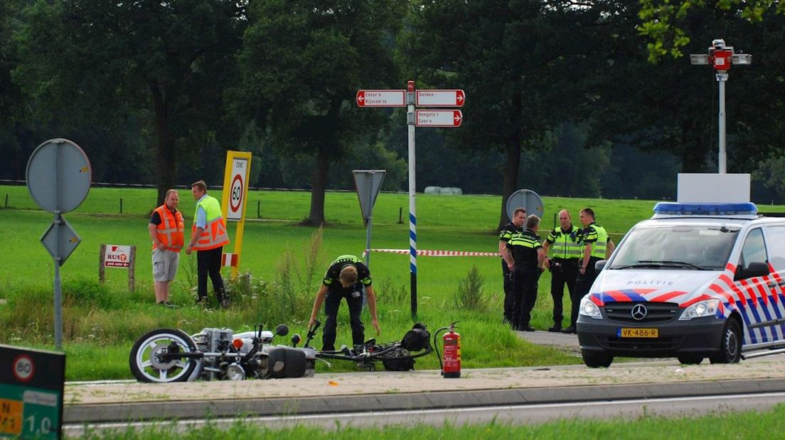 Ernstige aanrijding op de N741 bij Delden