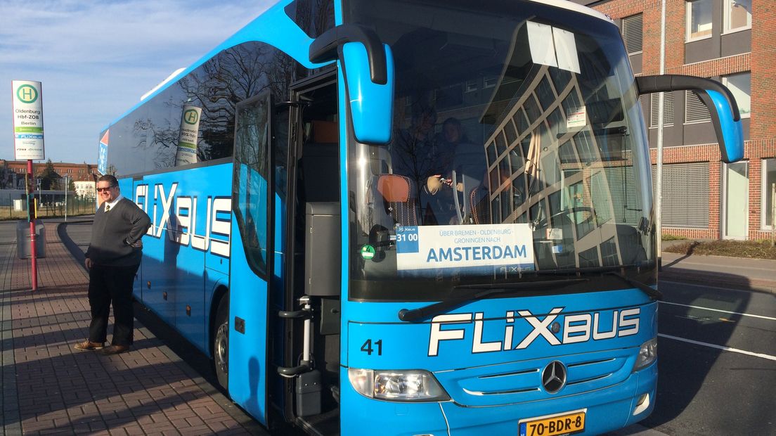 Een van de bussen van Lanting waarmee voor FlixBus gereden wordt