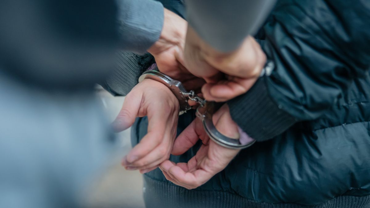 Valse identiteit leidt naar gezochte Roemeen die nog vier jaar moet zitten
