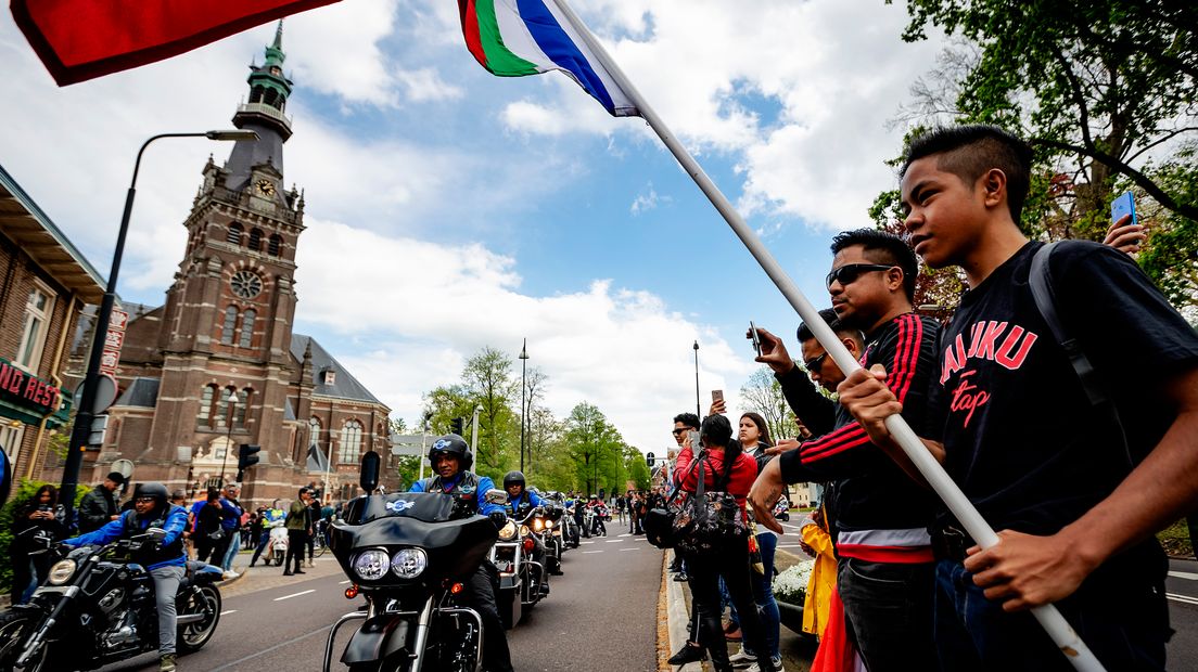 Beeld van de RMS-herdenking in Apeldoorn in 2019.