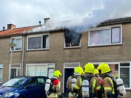 Brand verwoest slaapkamers | A15 deels dicht door ongeluk