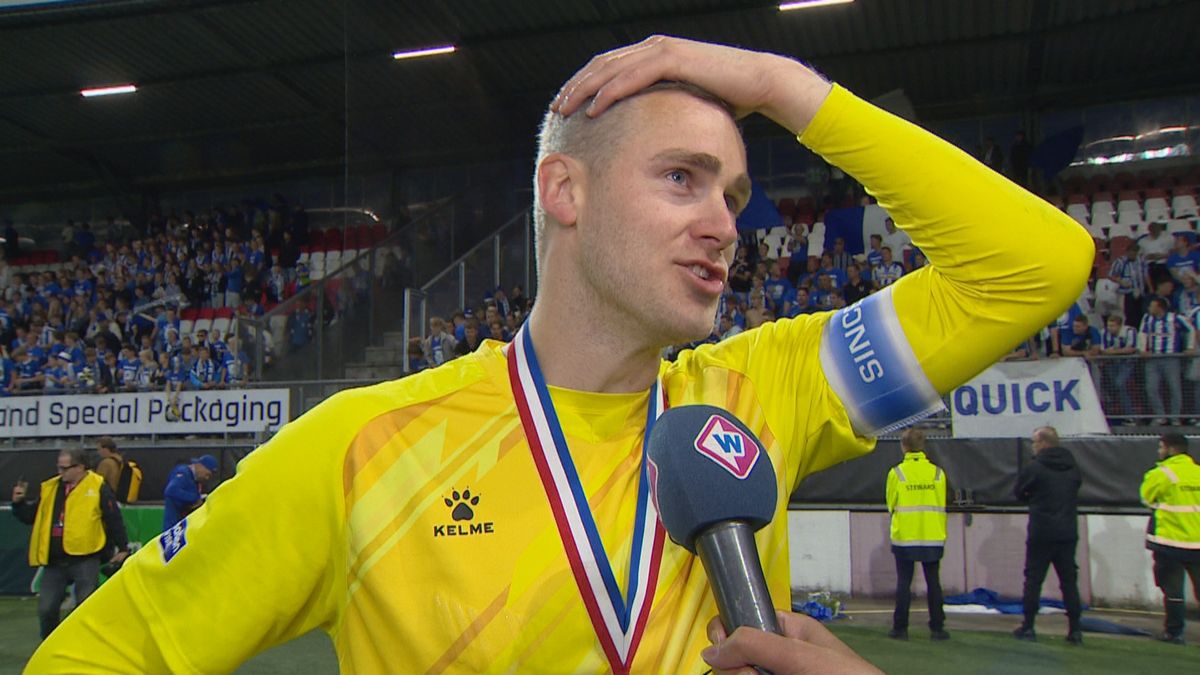 Tranen van blijdschap bij Quick Boys-keeper Paul van der Helm: 'Nu ga ik janken'