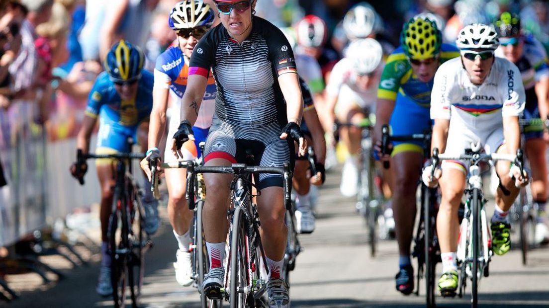 De Boels Ladies Tour start op 29 augustus met een proloog in Wageningen. Het gaat om een rit van 4,3 km door de binnenstad. Dat is woensdagmorgen bekendgemaakt op een persconferentie.