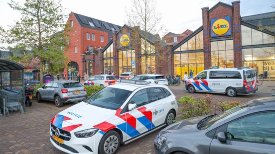 Gewonde na ongeluk met mes bij winkelcentrum in Amersfoort Home