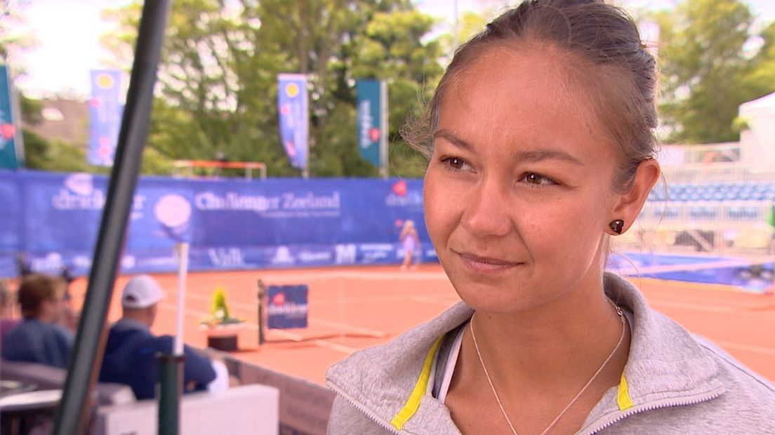 Lesley Kerkhove in halve finale Dubai