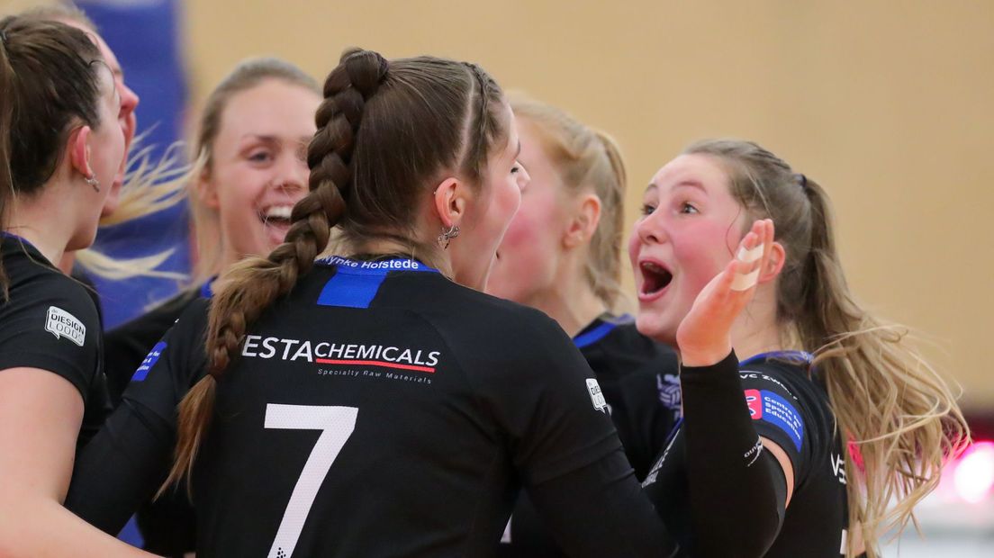 Blijdschap bij Regio Zwolle Volleybal tijdens het duel met Eurosped