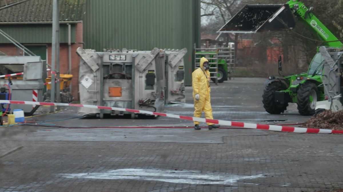 De ruimwerkzaamheden zijn in volle gang bij het bedrijf in Bornerbroek.