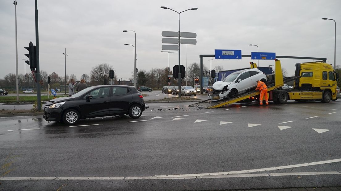 Ongeval op kruispunt De Knoop in Deventer