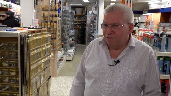 Willy werkte 50 jaar lang in zijn winkel, maar kan nu geen opvolger vinden