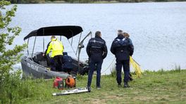 Verdachte in zaak dode vrouw nog vermist, politie zoekt verder met bootje