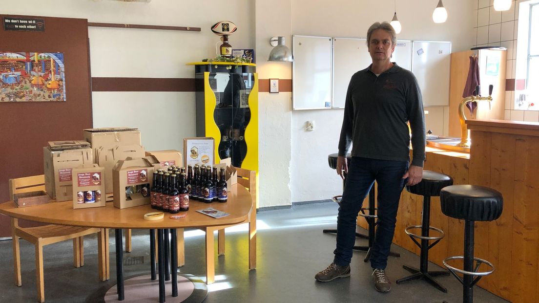 Jan de Vries, eigenaar bierbrouwerij Jonge Beer (Rechten: RTV Drenthe/Jasmijn Wijnbergen)