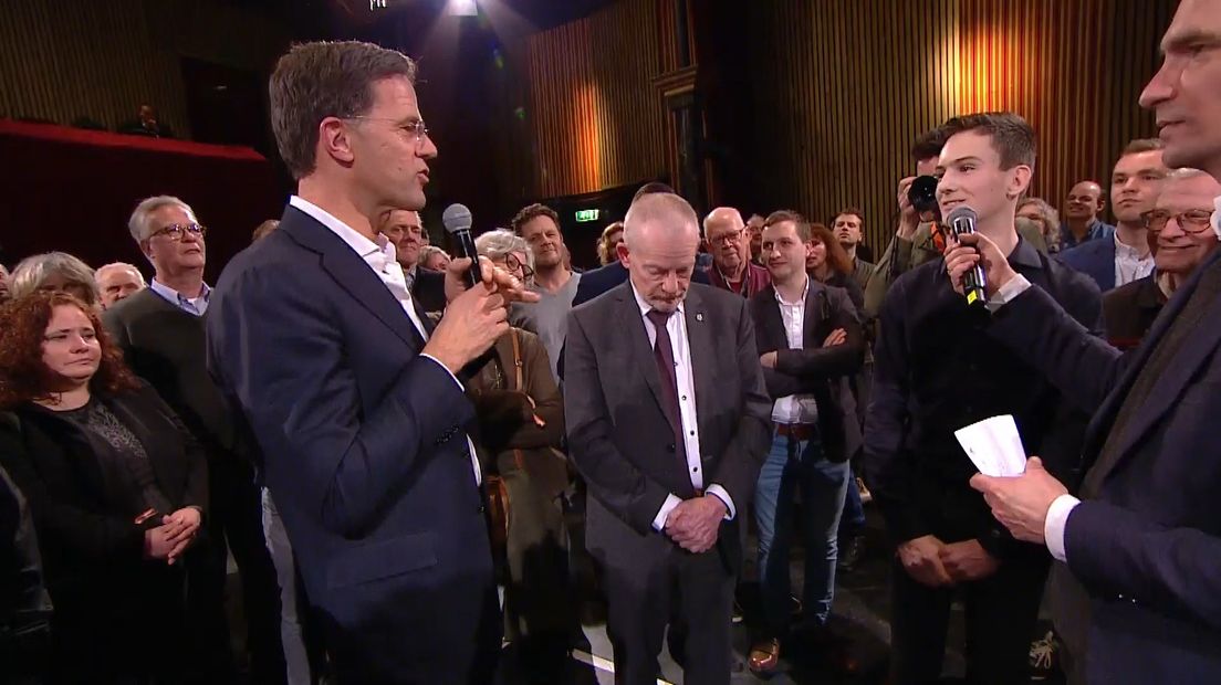 Premier Rutte in gesprek met Stijn van Oostenbrugge