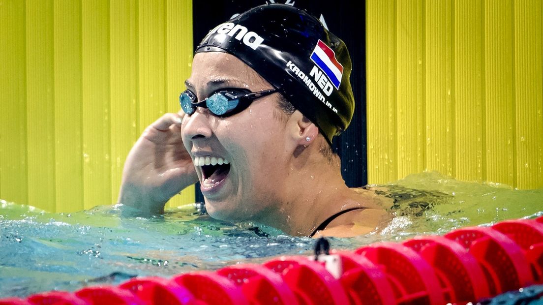 Ranomi Kromowidjojo na afloop van de 50 meter vlinderslag tijdens het FINA Word Cup Zwemmen