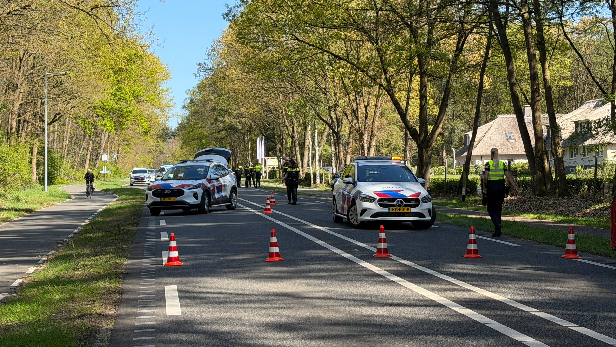 Voetganger zwaargewond bij aanrijding in Markelo.