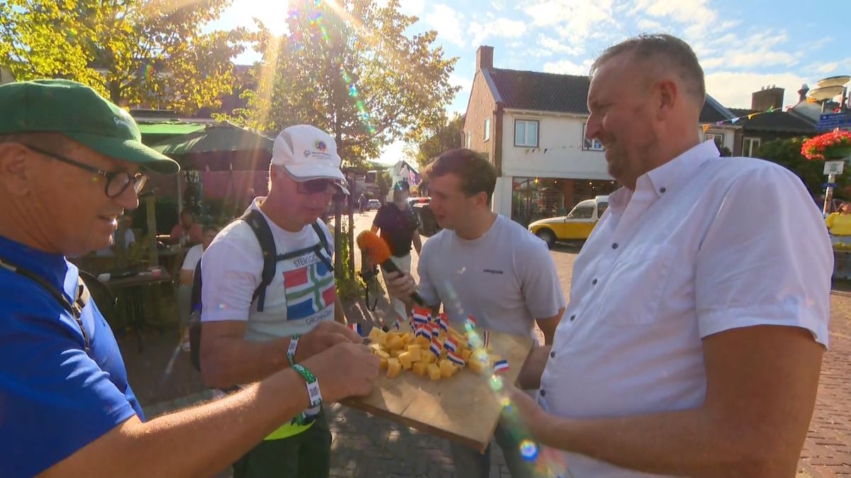 Feest voor de 40-kilometer-lopers in Winsum