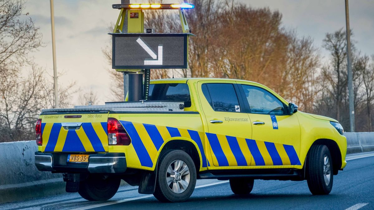 Soms lopen zaken anders dan gedacht: schade aan de A7 bij Drachten wordt vannacht al verholpen