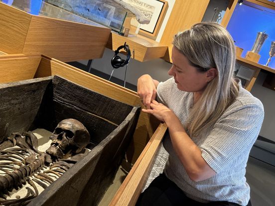 Lisette onderzocht raadselachtig skelet in Coevorden: 'Je bent wat je eet'