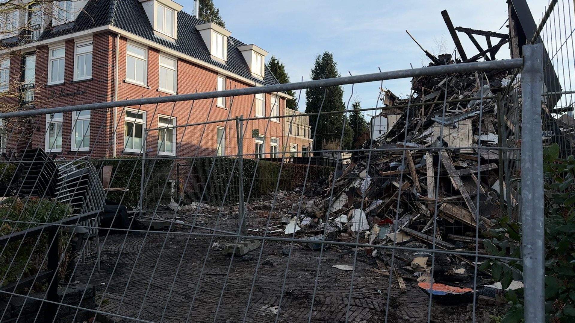 Mogelijk brein achter verwoestende brand in restaurant op vrije voeten