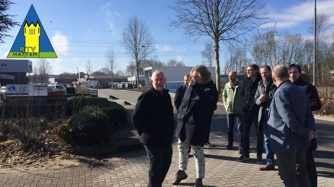 De Gelderse fractie van het ChristenUnie bezocht woensdag Het Veen in Hattem. Tijdens het bezoek stelden de Statenleden zich op de hoogte van de ontwikkeling van Het Veen tot woongebied.