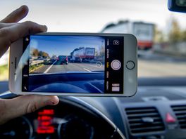 Mag je filmen of fotograferen bij een ongeluk? 'Een beetje respect voor slachtoffers en hulpverleners zou fijn zijn'