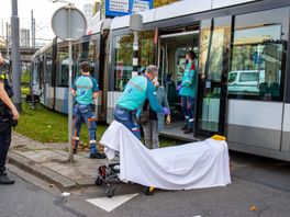 Alisa (13) zat in tram die werd geramd door een andere tram: 'Er was veel glas, een vrouw had overal bloed en mijn oma liep een snee op'