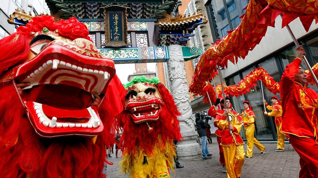 Chinese draken tijdens het Chinees nieuwjaar