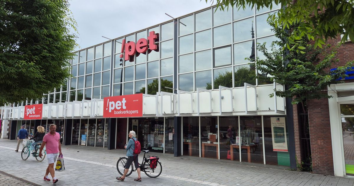 Warenhuis in pand boekhandel !Pet in Hoogeveen