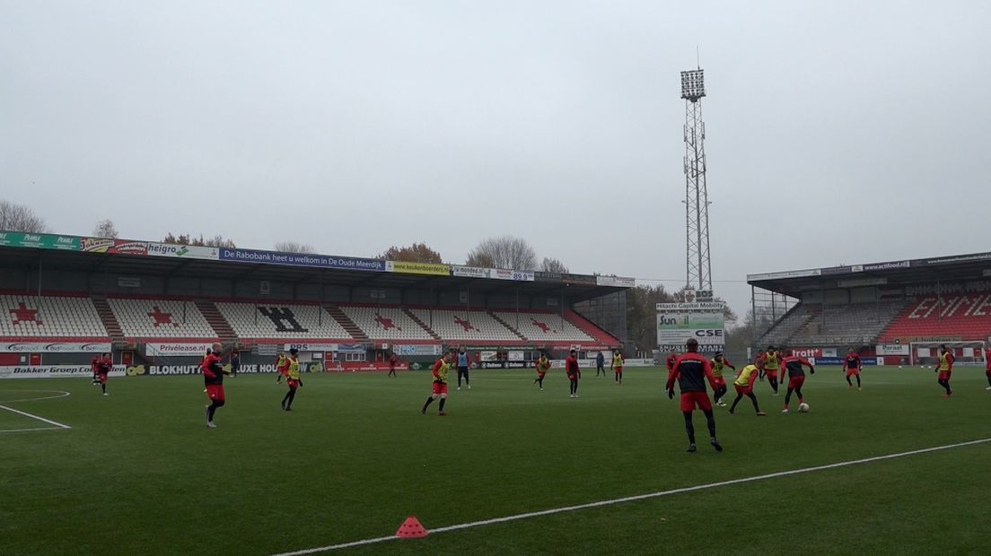 FC Emmen lijkt redelijk op oorlogssterkte te kunnen aantreden tegen Excelsior