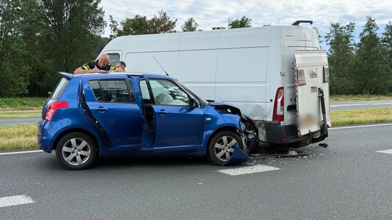 Botsing tijdens invoegen op N348