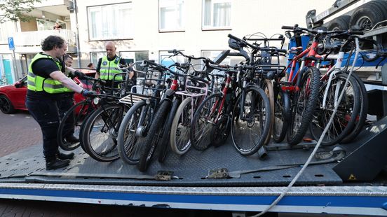 Meer dan 100 mogelijk gestolen fietsen aangetroffen bij politie-inval Home