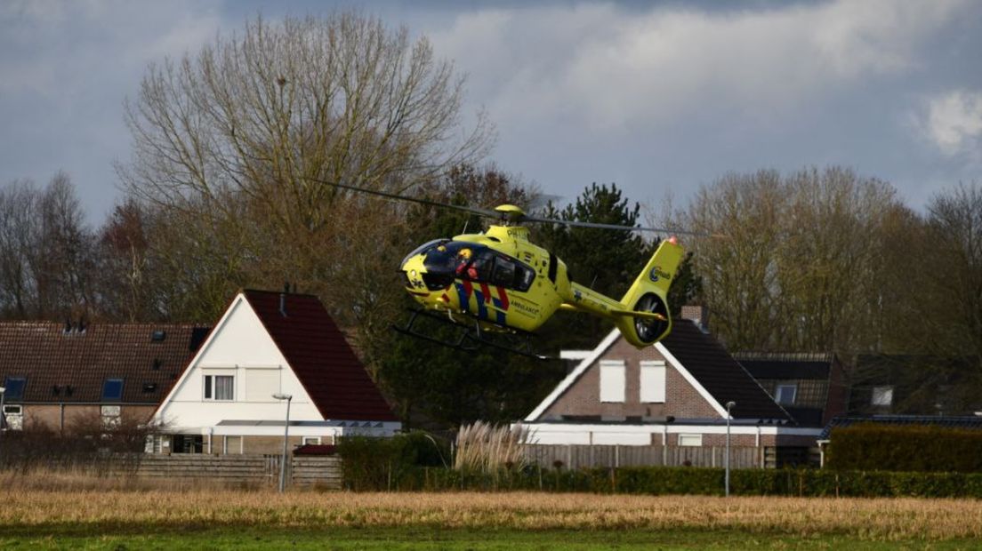 Een traumahelikopter was ter plaatse in Finsterwolde