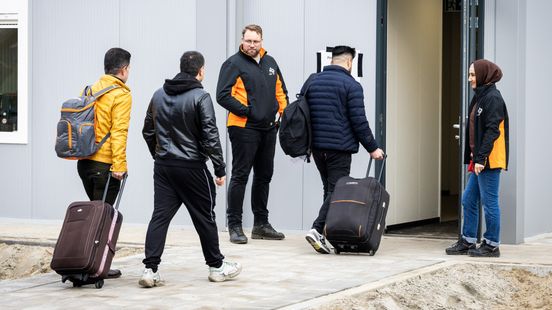 Minister zet Westland onder toezicht, gemeente vangt te weinig asielzoekers op Home
