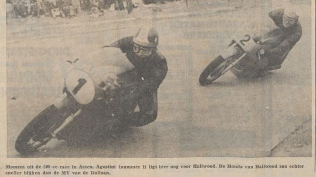 Agostini en Hailwood in de bocht, 500 cc 1967 (Rechten: Delpher)