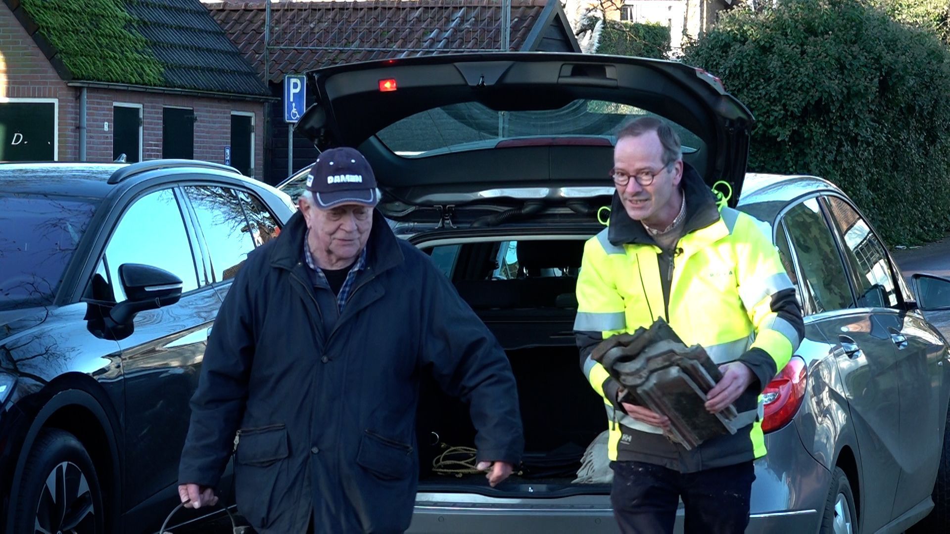 Aaltenaren hebben genoeg afval thuis om in te leveren.