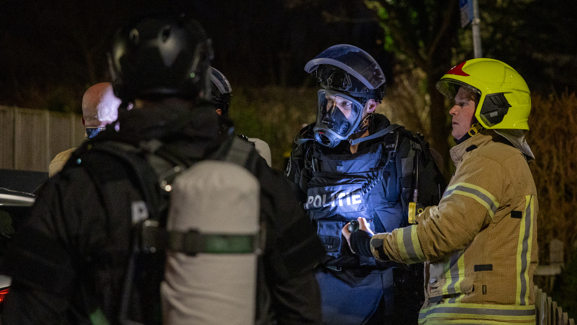 Aanhoudingen Voor Steekincident Goedereede | Brand Op Binnenvaartschip ...