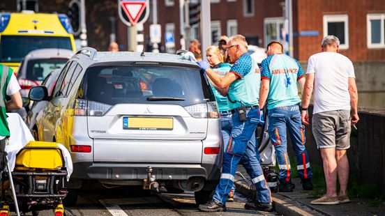 Vervelende avondspits voor vrachtwagens door kettingbotsing bij Maastunnel. Vervelende avondspits voor vrachtwagens door kettingbotsing bij Maastunnel.