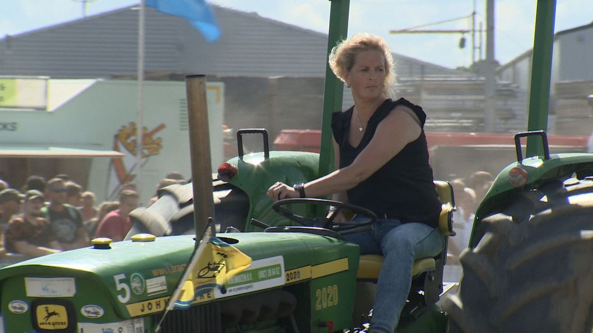 Liefde voor trekkers en familie tijdens Trekkertrek in Koudekerk; een boerenfeestje als vanouds